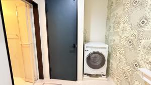 LEON RESORT Osaka bay Max10 people USJ 5min Namba 12min Osaka Sta 5min Shinsaibashi Osaka Castle 14min Chidoribashi Station 5min walk Best Location USJ5分 なんば12分 大阪駅5分 千鳥橋徒歩5分 心斎橋大阪城14分