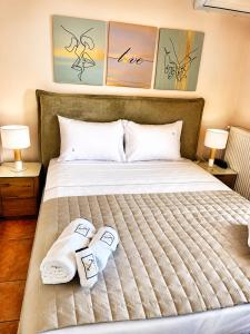 Suite Sunset - Overlooking the Sea in Ag Vasilios