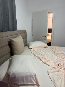 Rozana Rooms