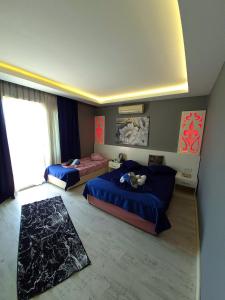 Beachway Hotel