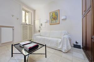 Roma Castel St Angelo Boutique Apart near St Peter