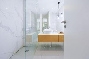 Terrace overlooking the Tagus River - Spacious and modern apartment