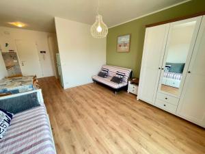 Bright studio only 320mt from the sea