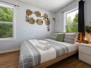 Chalet with Spa in the Forest- Nature Awaits