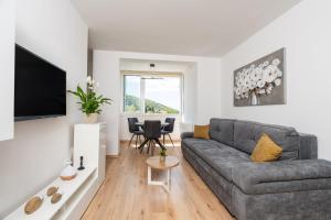 Mia Sky Apartments