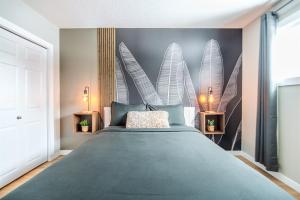 5BR Bungalow ACArcadeFoosballWalk to WEM