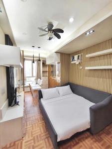 Topaz 1 Bedroom Suite Orochi Staycation PH at Centrio Towers