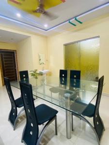 Luxury Rooms in Manikonda Near Knowledge City BY KP Suites Grand