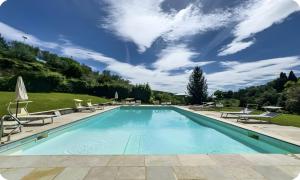 Residence con piscina La Ferriera