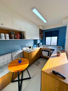 Apartamento 18 andar 290mts estação Barra Funda com piscina