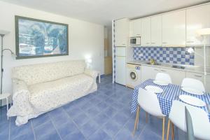WELCS APARTAMENTO 407 EMP con vista al canal