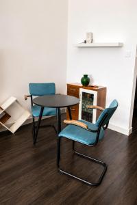 Sun Avenue D2 - 40m2 Studio S4, Central & Cozy Stay