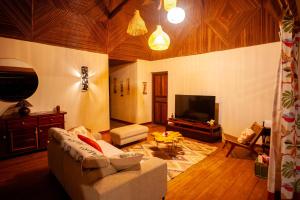 Tonga Soa Komba Lodge