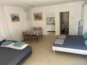 Apartment Perla - 150m from the sea