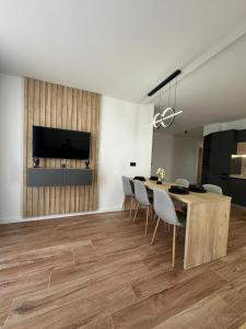 City & Sea Apartment