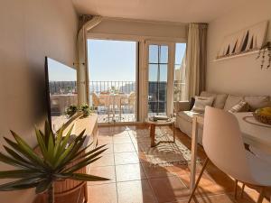 Sunset Balcony & Sea Views in Patalavaca Apt 08