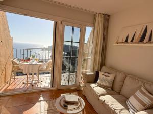 Sunset Balcony & Sea Views in Patalavaca Apt 08