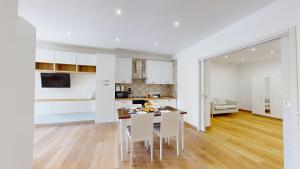 Garda Hub Suite by Booking Garda Lake
