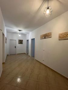 Saranda Valley Oasis - Modern Apt With View