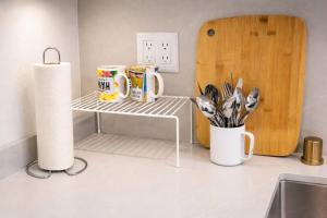 New Modern Private Entire Unit in Heart of Fremont - Walk Score 98