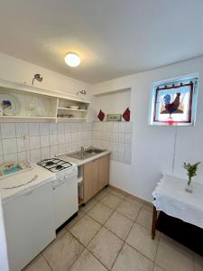 Apartment by the Church on Olib