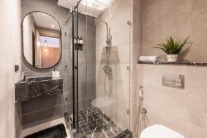 Designer 2 Bedroom Gueliz retreat Pool - Gym - Parking
