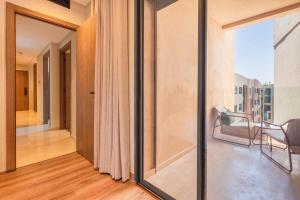 Designer 2 Bedroom Gueliz retreat Pool - Gym - Parking