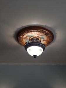 HARRYS MAN CAVE - A Vintage Motel on the Historic 395 route - The New Star Motel Experience