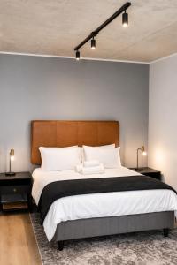 Riverlands Sunbird Studio