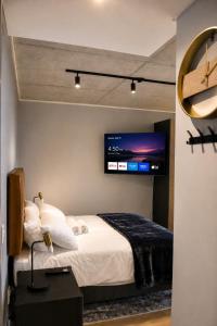 Riverlands Sunbird Studio