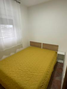 Red Brick Airport Apartment