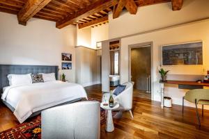 Le Torri by Dimora Collection - Penthouse Suites with Medieval Tower Views - Adults Only