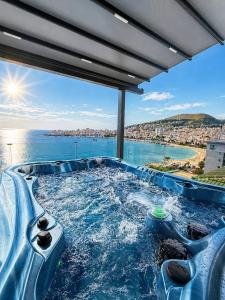 Luxury Penthouse with Jakuzzi