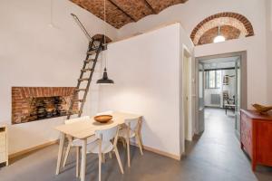 Navigli-Tortona with wifi and AC