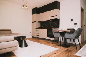 RAYA Apartments
