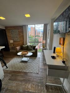 2205 Apartamento Poblado en la zona rosa de medellín