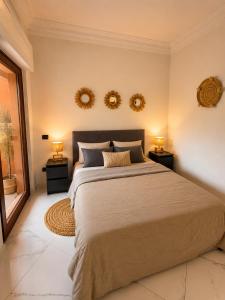 Palm Studio Pool & Parking