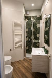 Enea House Naples - Balcony & 2 Bathrooms