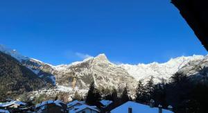 Pussey Chalet