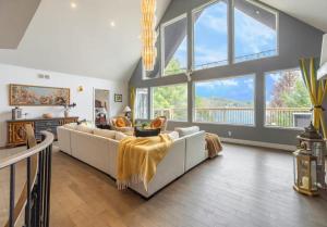 5-Br Villa on Lake Labelle Chalet Jacob