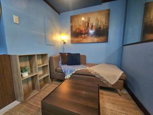 Cozy Modern Studio in Central Makati