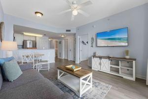 Gulf-front getaway with pools beach access new floors & appliances