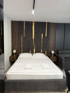 Black & Velvet Luxury Studio 21 Dhjetori, Tirana