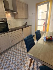 Apartment Branko with terrace, Old Town Labin