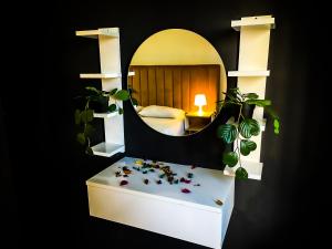 Appartement Climatisé Face au Hilton Gare & Plage à 2 Min