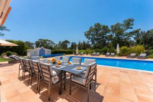 Golf Front Luxury Villa with Heated Pool and Sunset Views