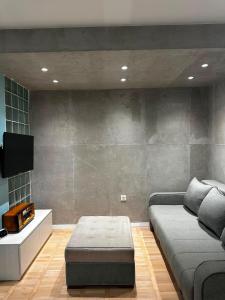 City Center Designer Mint Loft w Free P
