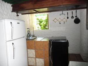 Cabaña tipo anexo con estacionamiento privado