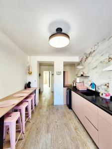 THE PINK HOUSE