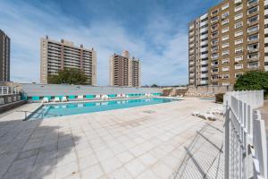 Depto con pileta a mins del Kempes - Zona Norte